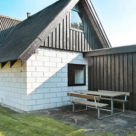 Seaside Escape In Hou - By Traum Feriehus